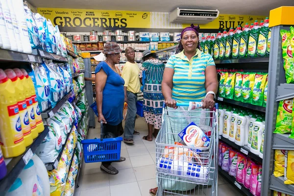 Soweto Zuid Afrika December 2016 Afrikaanse Klanten Winkelen Bij Lokale — Stockfoto