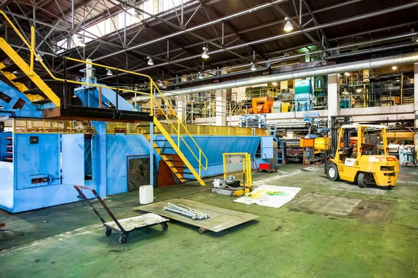 南アフリカのヨハネスブルグ 2012年10月19日 工場のゴム組立ラインで使用される機械の内部 — ストック写真