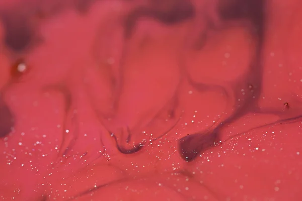 Kırmızı Mor Alkol Mürekkebi Suyun Içinde Çözünür Makro Çekim — Stok fotoğraf