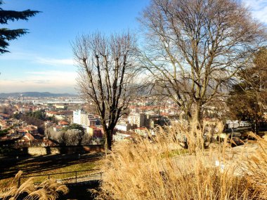 Brescia üzerindeki dağın üzerinden Panoraması