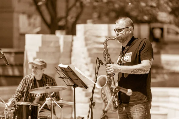 The sax jazz solo — Stock Photo, Image