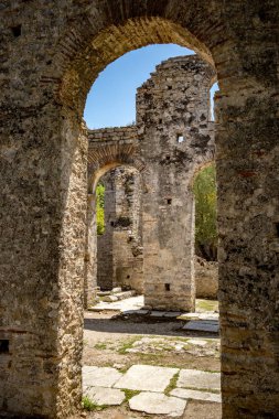 Arnavutluk 'taki Butrint Ulusal Parkı Arkeoloji Harabeleri