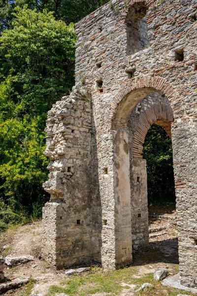 Arnavutluk 'taki Butrint Ulusal Parkı Arkeoloji Harabeleri