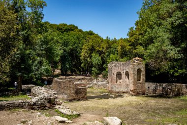 Arnavutluk 'taki Butrint Ulusal Parkı Arkeoloji Harabeleri