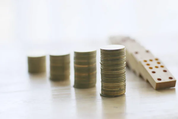 Stock photo money, financial, business growth concept, man 's hand put money coins to stapel of coins — Stockfoto