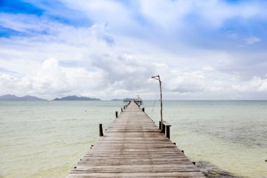 Hazır Fotoğraf - tahta köprüden denize.