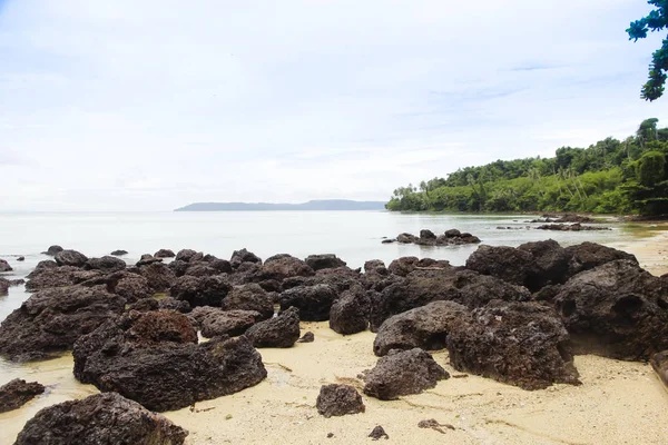 Hazır Fotoğraf - sabah denizde güzel taşlar