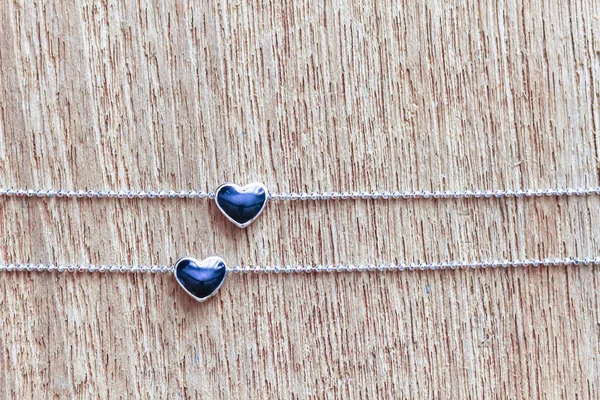 Pendentif Médaillon Forme Coeur Diamant Noir Avec Collier Sur Fond — Photo