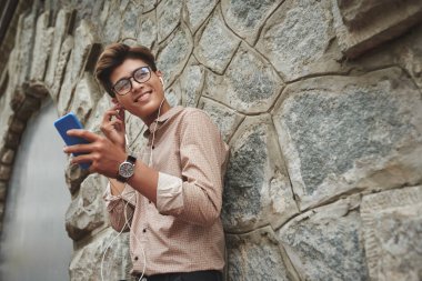 Asya adam müzik keyfi