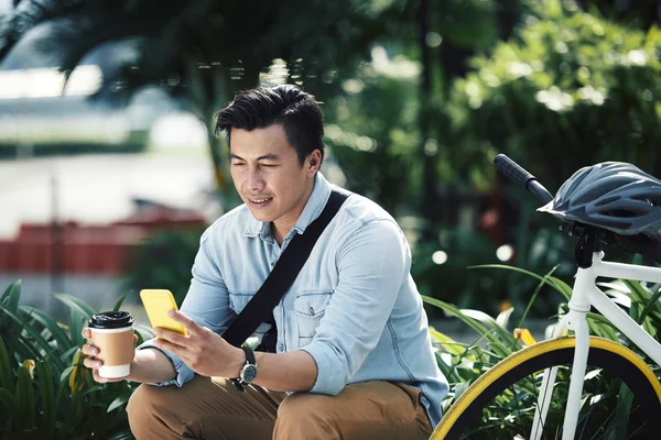 Adam kontrol telefon