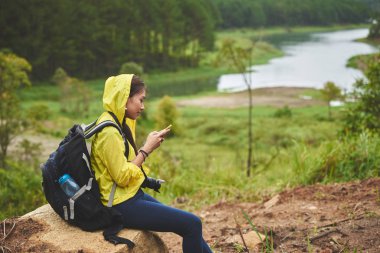 sırt çantası ile kadın fiyatı 