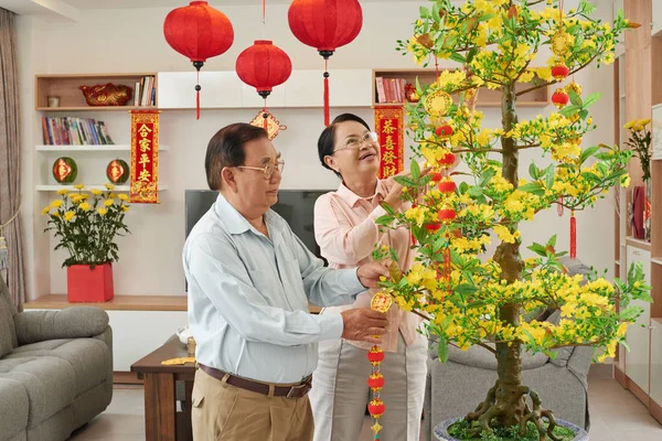 Decoración de árbol de Año Nuevo —  Fotos de Stock