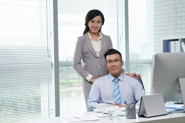 Team di lavoro di due persone — Foto Stock