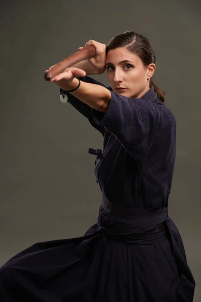 Female fighter attacking — Stock Photo, Image