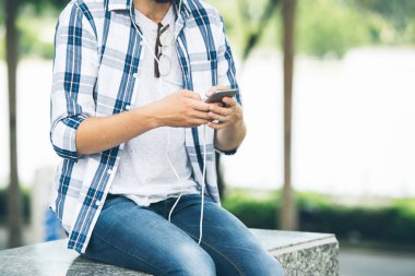 Müzik onun akıllı adamın Resim kırpılmış