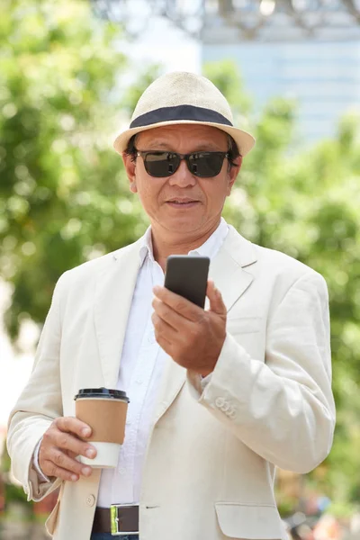 Portrait Mature Man Glasses Reading Message His Smartphone — Stock Photo, Image