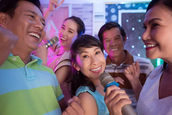 Pretty Mature Asian Woman Spending Time Friends Karaoke — Stock Photo, Image
