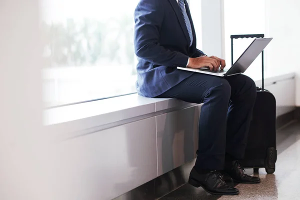 Mid Section Shot Businessman Using Laptop Airport While Waiting Plane — Stock Photo, Image
