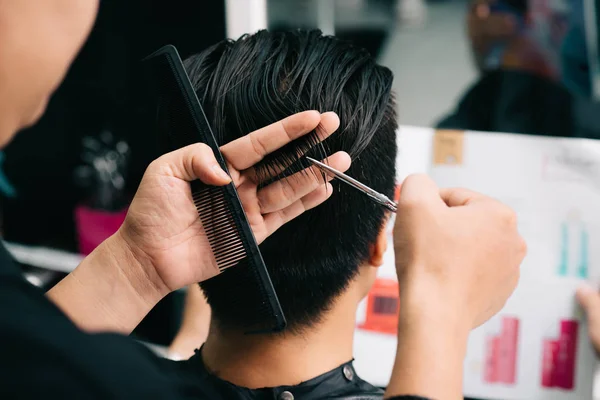 Hairdresser Using Professional Scissors Comb Doing Haircut — Stock Photo, Image