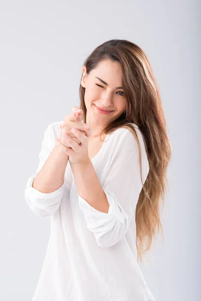 Smiling Young Woman Pointing Her Hand Gun — Stock Photo, Image