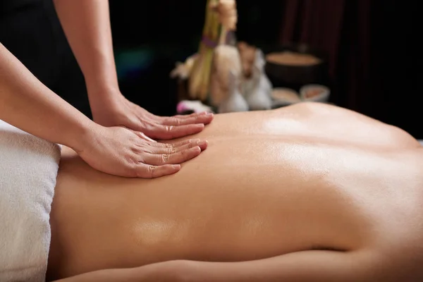 Female Hands Massaging Back Male Spa Salon Client — Stock Photo, Image