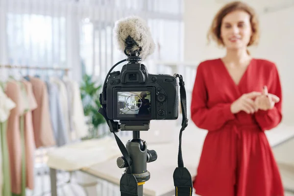 Screen Camera Microphone Fluffy Cover Filming Intro Beauty Blog Young — Stock Photo, Image