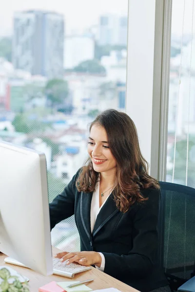 Pretty Smiling Young Businesswoman Enjoying Working Computer Her Office Desk — Stockfoto