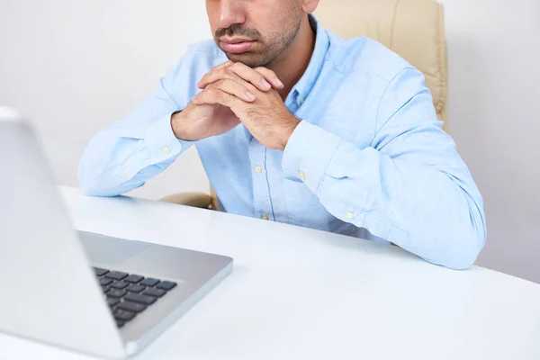 Tired Businessman Sitting Office Desk Reading Boring Mail Client Business — Stock Photo, Image