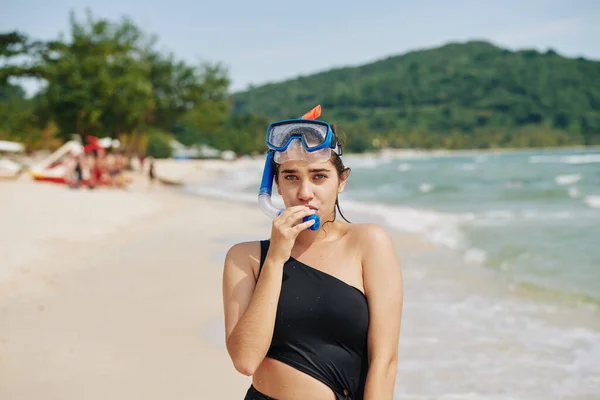 Portrait Young Beautiful Woman Snorkeling Mask Standing Beach Diving — Stock Photo, Image