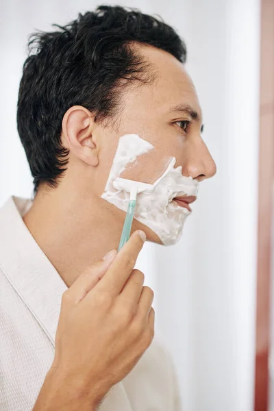 Handsome Man Shaving Bathroom Taking Shower — Stock Photo, Image