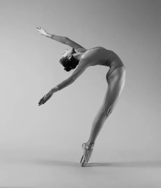 Bailarina Dançando Sapatos Pointe — Fotografia de Stock