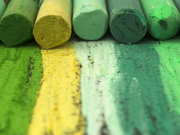 Crayón artístico verde —  Fotos de Stock