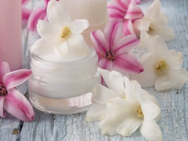 Doğal organik kozmetik