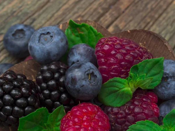 Färska bär frukt — Stockfoto