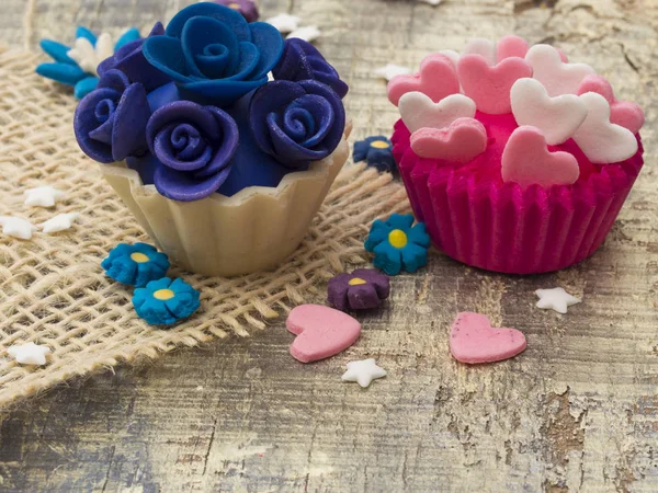 Cupcake em um arranjo vintage — Fotografia de Stock