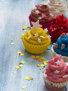 renkli ve zevkli kek