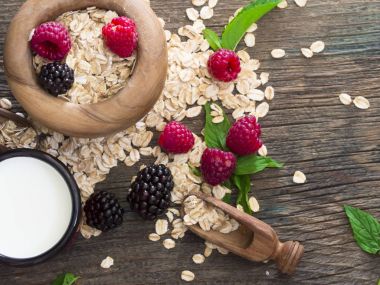 berry meyve ile müsli