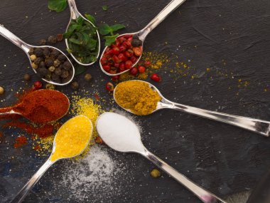 Tablo renkli baharat
