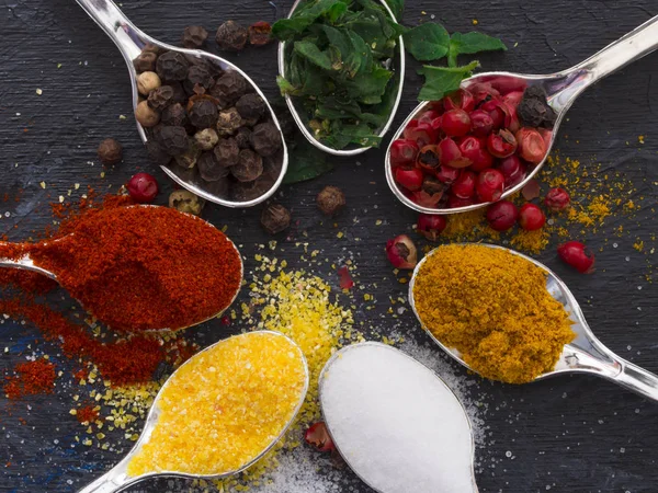 Tablo renkli baharat