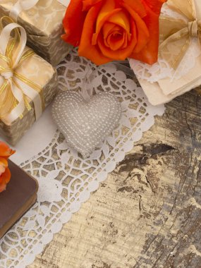 Dekoratif hediye kutuları