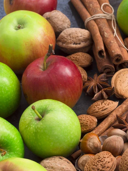 taze ve sağlıklı elma