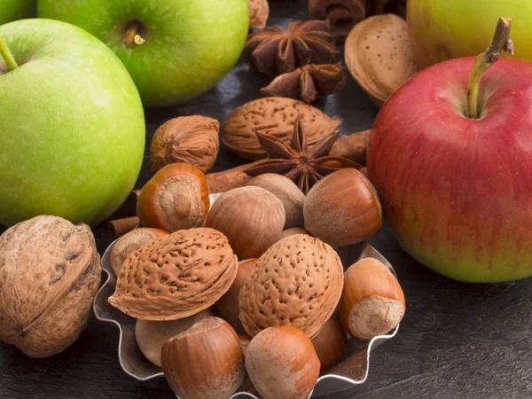 taze ve sağlıklı elma