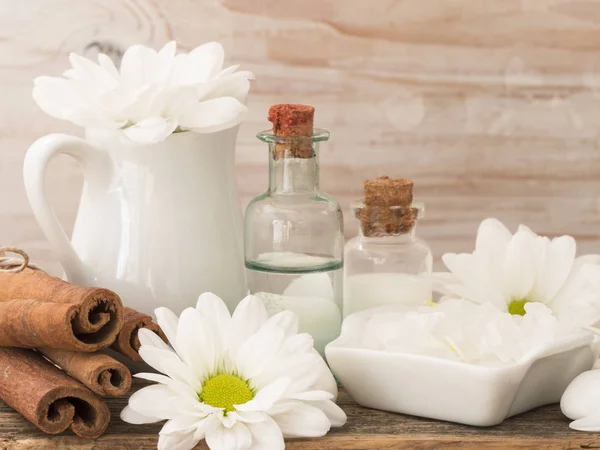 Verse Natuurlijke Cosmetica Tafel — Stockfoto