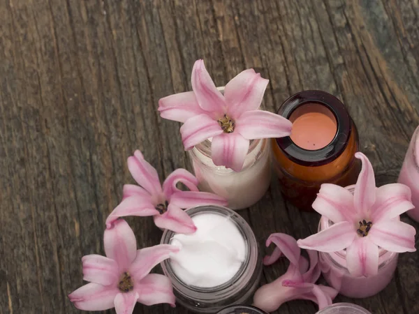 Natuurlijke Cosmetica Verse Als Lentebloemen — Stockfoto