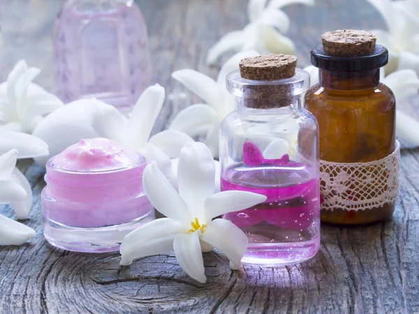 Cosmétiques Naturels Frais Comme Des Fleurs — Photo