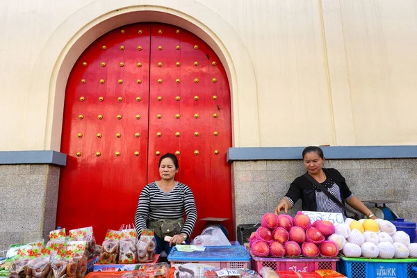 Mercado callejero de Mae Sai — Foto de Stock