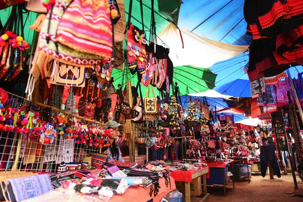 Mercado de rua Mae Sai . — Fotografia de Stock