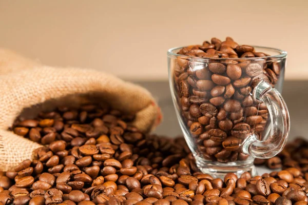 Close Coffee Beans Glass Cup Coffee Beans Coming Out Sack — Stock Photo, Image