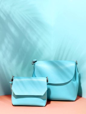 Parlak Yaz Moda Aksesuarları.