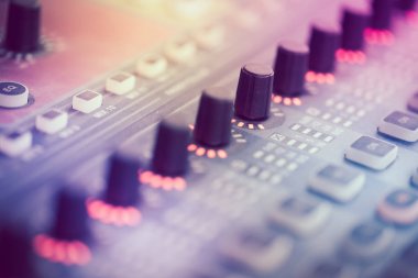 Arka plan karıştırma ses